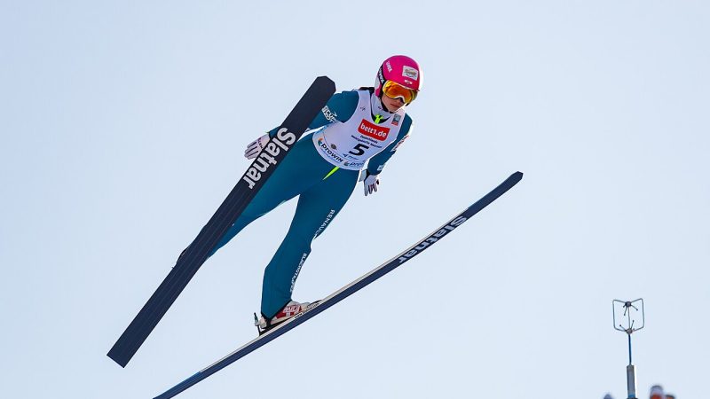 Wintersport, Skisprung-Weltcup der Frauen in Oberhof: Anna Twardosz (POL, Polen)
