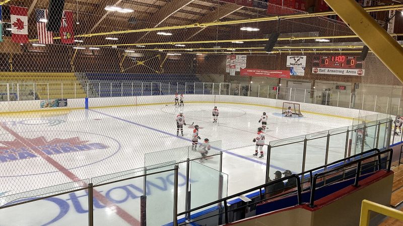 Ice hockey (file photo)